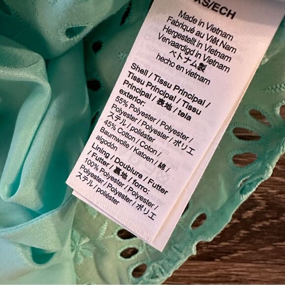 J. Crew Puff-sleeve popover top in eyelet - Picture 5 of 6